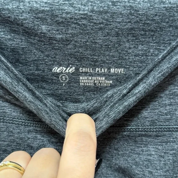Aerie Gray Chill Play Move Leggings - Picture 3 of 4